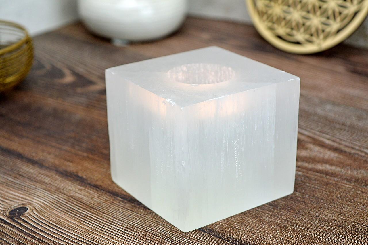 vysokovibračný svietnik SELENIT kocka – Obrázok 3