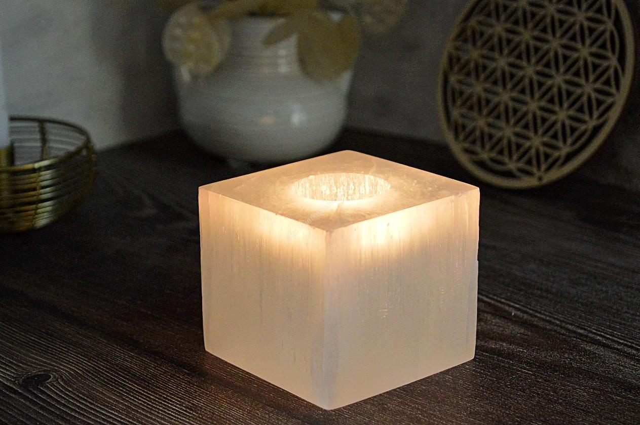 vysokovibračný svietnik SELENIT kocka