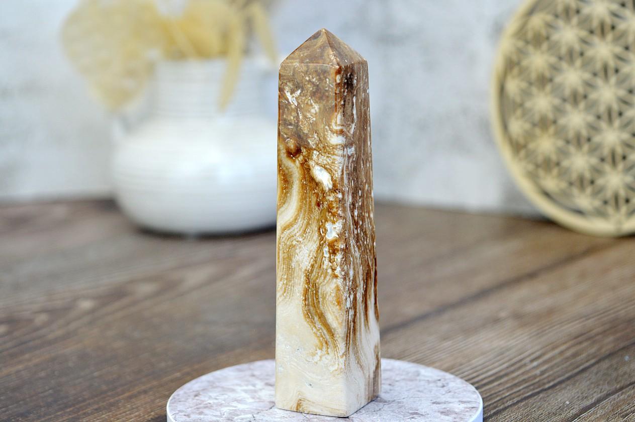 Obelisk  KALCIT ČOKOLÁDOVÝ #3 - Kameň vnútorného pokoja a Uzemnenia