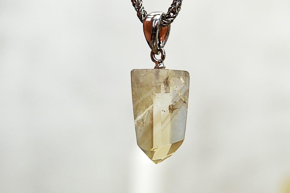 prívesok Prírodný CITRÍN DOW Obelisk Kristovho Vedomia FANTÓM #7 – Hojnosť, Radosť, Šťastie, Zdravé trávenie, Znižuje Strach a Obavy