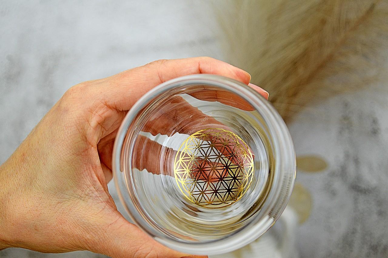 Harmonizačná Karafa + 4 poháre na vodu s 23,8 karátovým ZLATÝM KVETOM ŽIVOTA - Fibonacciho postupnosť 1,3l – Obrázok 5