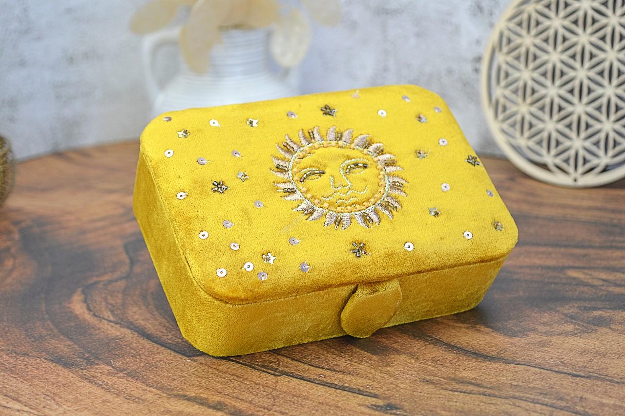 Zamatová Šperkovnica SLNKO podšité na Šperky, Náramky, Kozmetiku, Osobné Kryštály....