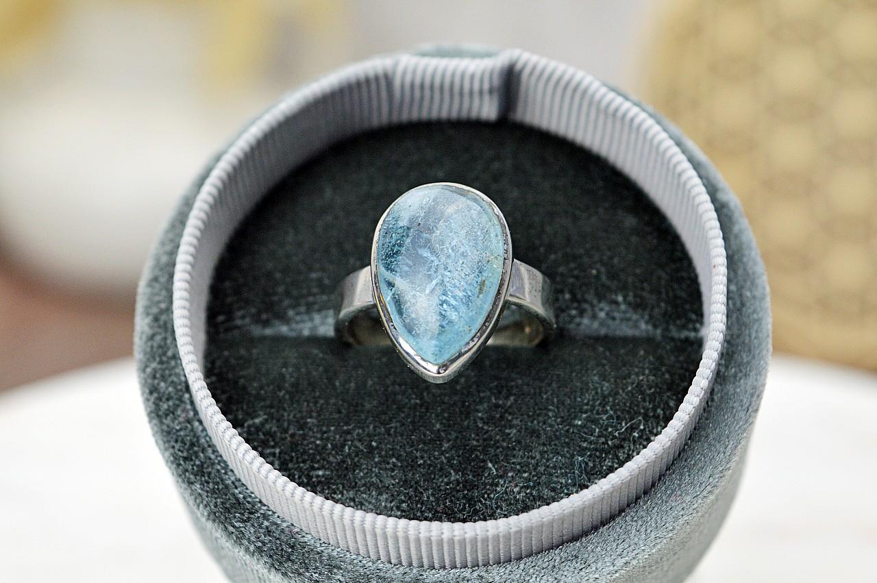 Strieborný prsteň AKVAMARÍN #3 – Energetický štít Aury, Upokojenie, Komunikácia, Uvoľnenie starých vzorcov