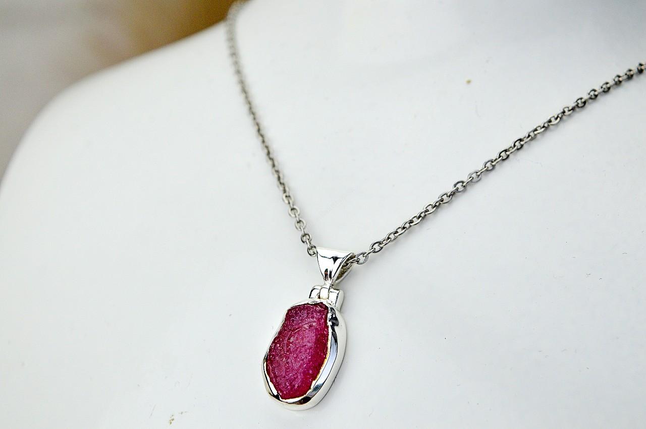 Strieborný prívesok RUBÍN Ag925/1000 #1 - Kameň Vášne, Odvahy a Životnej Sily – Obrázok 3