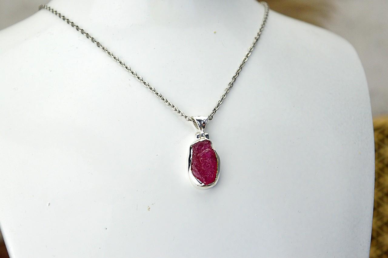 Strieborný prívesok RUBÍN Ag925/1000 #1 - Kameň Vášne, Odvahy a Životnej Sily – Obrázok 4