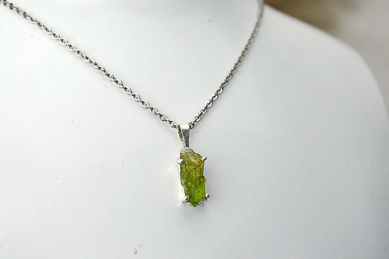 strieborný prívesok ZELENÝ TURMALÍN/ VERDELIT Ag925 #2 – Šťastie, Hojnosť, Bezpodmienečná láska, Zdravé srdce, Vitalita – Obrázok 4