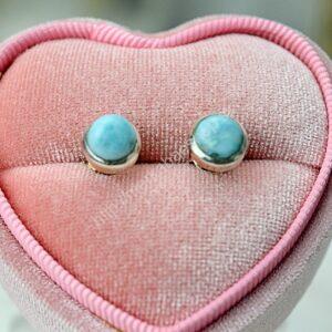 Strieborné napichovacie náušničky LARIMAR Ag925/1000 - Energia Bohyne, Komunikácia, Upokojenie, Znižuje prejavy paniky a úzkosti