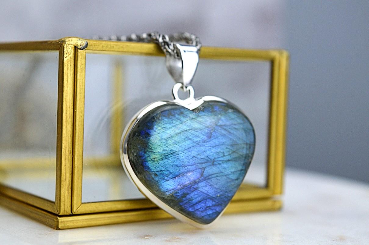 prívesok LABRADORIT AG 925 na kožke #1- Intuícia, Ochrana, Premena, Napredovanie, Prekonanie prekážok – Obrázok 2