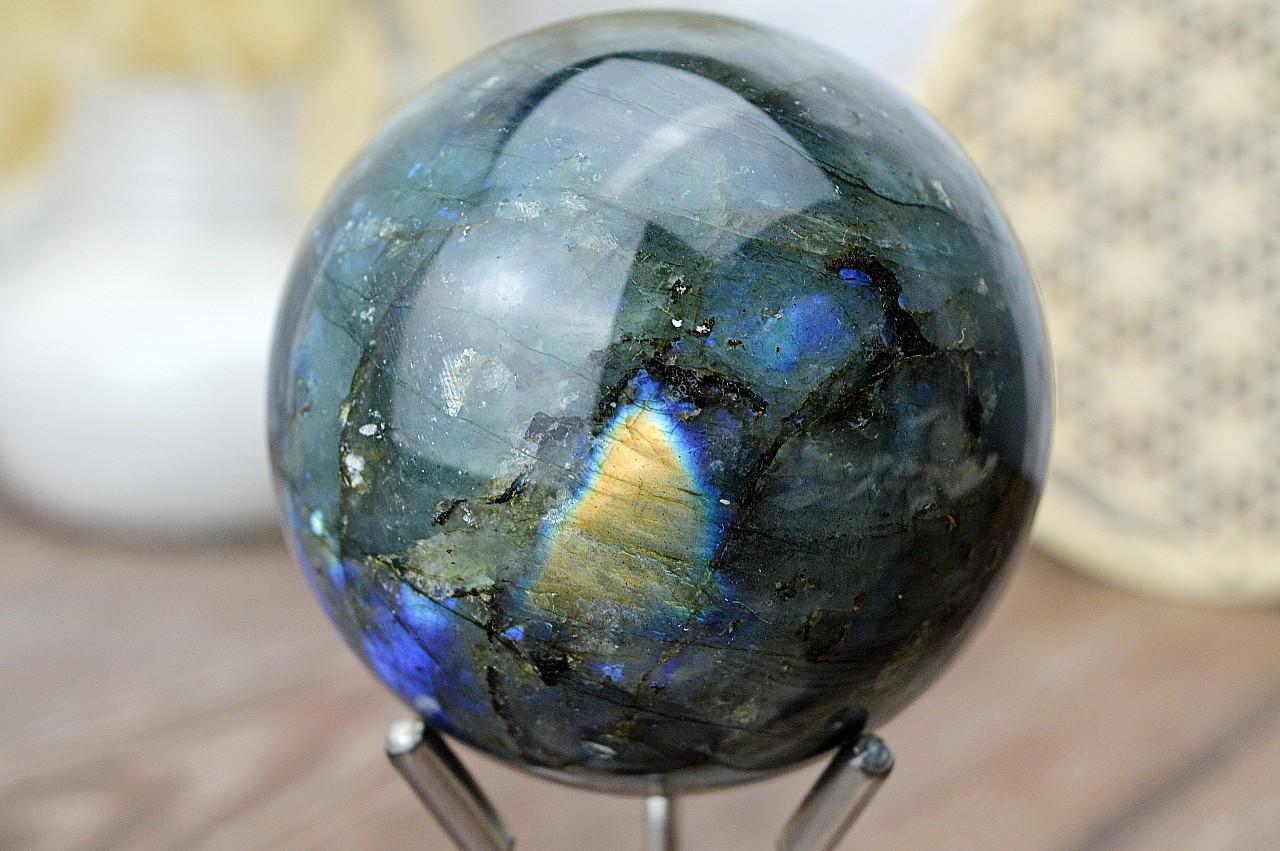 Guľa LABRADORIT #1 -Intuícia, Ochrana, Premena, Napredovanie, Prekonanie prekážok EXTRA Kvalita – Obrázok 3