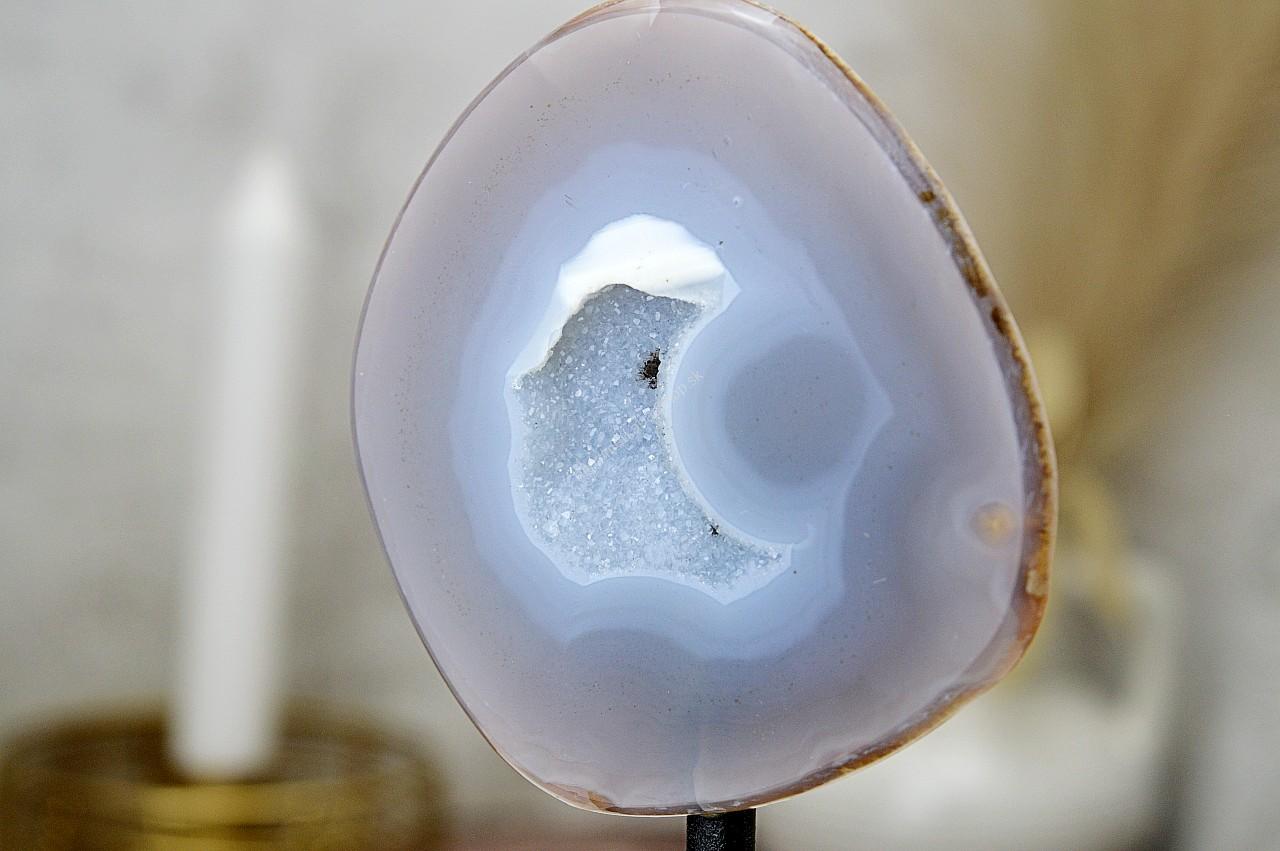 ACHATOVÁ Geóda na stojane #10 Duchovný rast, Emocionálna úľava, Odvaha, Harmónia – Obrázok 2