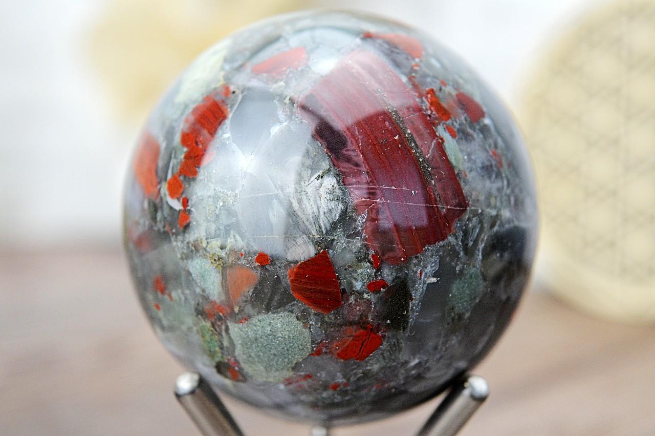 Guľa HELIOTROP #1 – Sila, Odvaha, Očista, Uzemnenie, Spirituálna Komunikácia, Rozptýlenie Negativity - Extra Kvalita