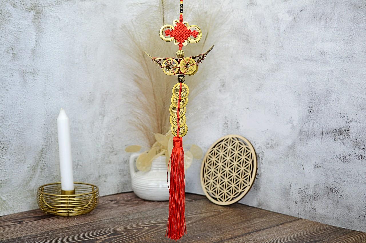 FENG SHUI Talizman Hojnosti – Čínsky Ingot Bohatstva s Mystickým Uzlom a Mincami Šťastia