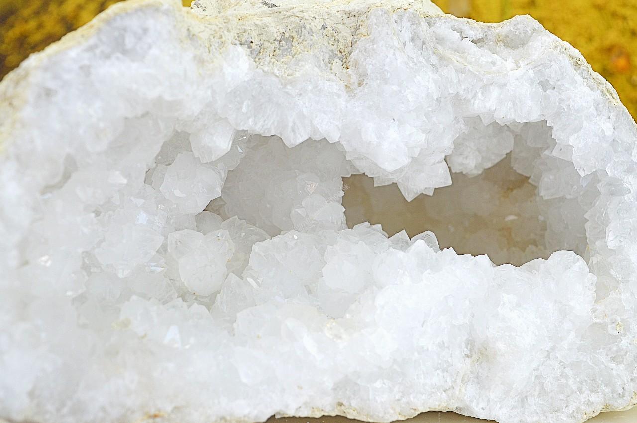 KRIŠTÁĽOVÁ geóda #2 - 3,36 kg - Svetlo na Zemi, Manifestovanie, Sila, Energia, Ochrana – Extra Kvalita- – Obrázok 3