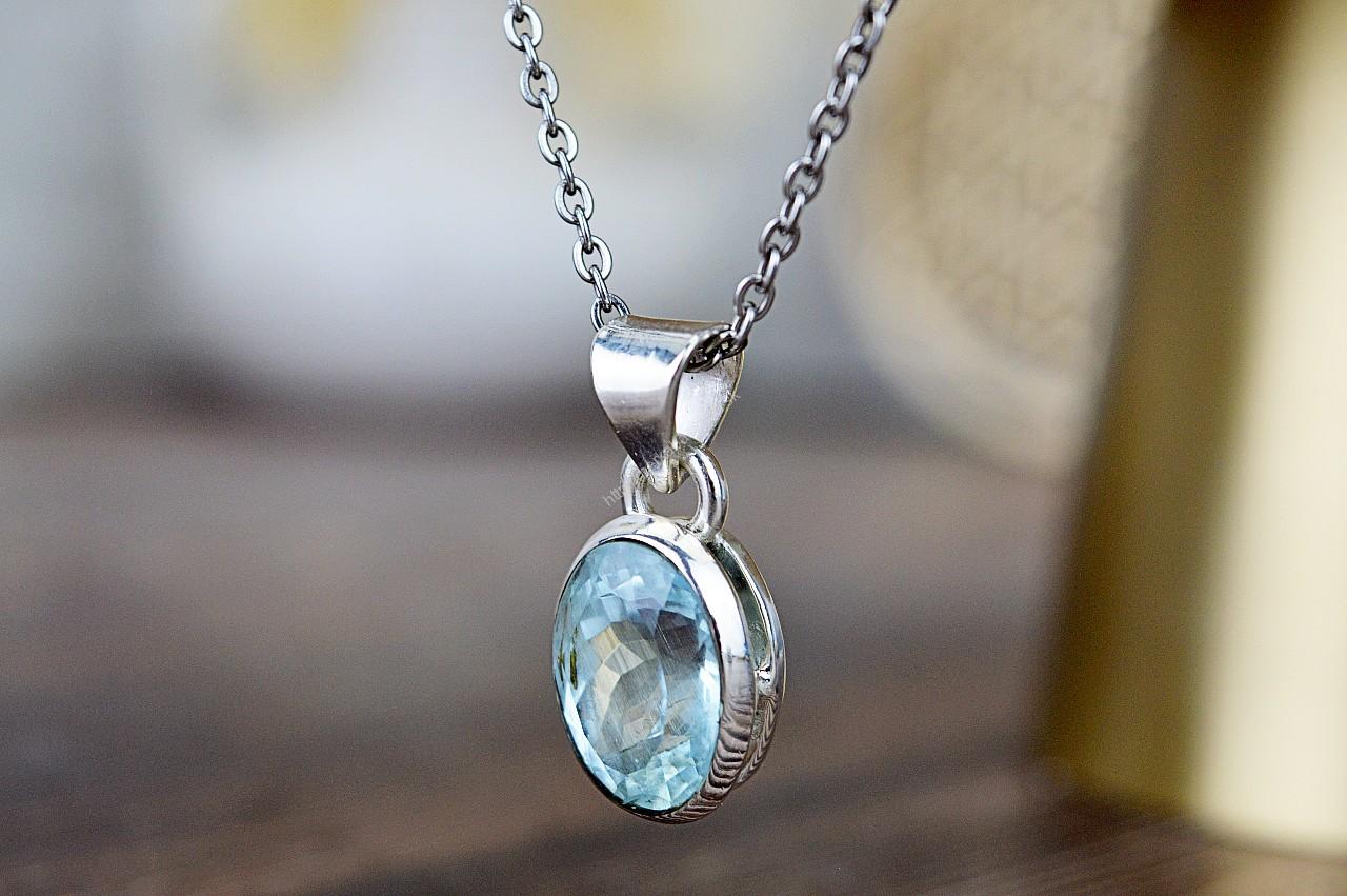 Strieborný prívesok AKVAMARÍN Briliant #5- Energetický štít Aury, Upokojenie, Komunikácia, Uvoľnenie starých vzorcov