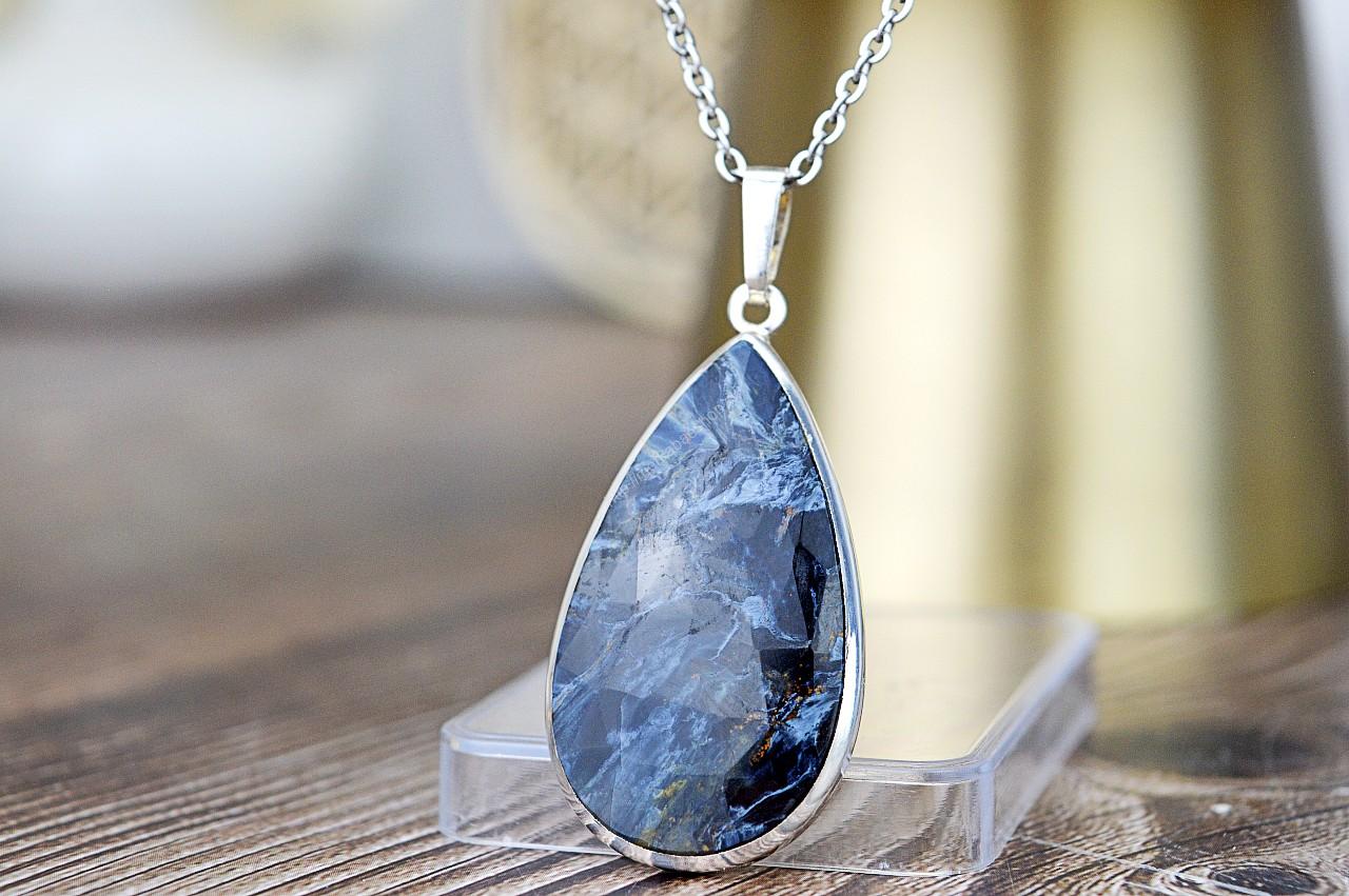 Strieborný prívesok PIETERSIT Fazetovaný #1 – Hlboká Transformácia, Aktivácia Vedomia, Vysokovibračný štít