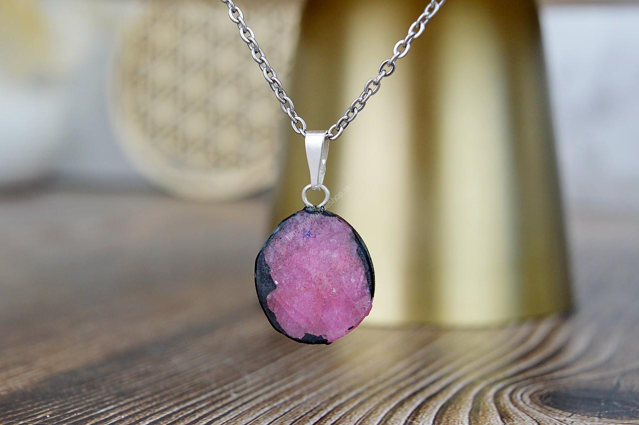 Strieborný prívesok RUBÍN Ag925/1000 #1 - Aktivátor Koreňovej čakry, magnet na Hojnosť a Ochranca životnej Energie