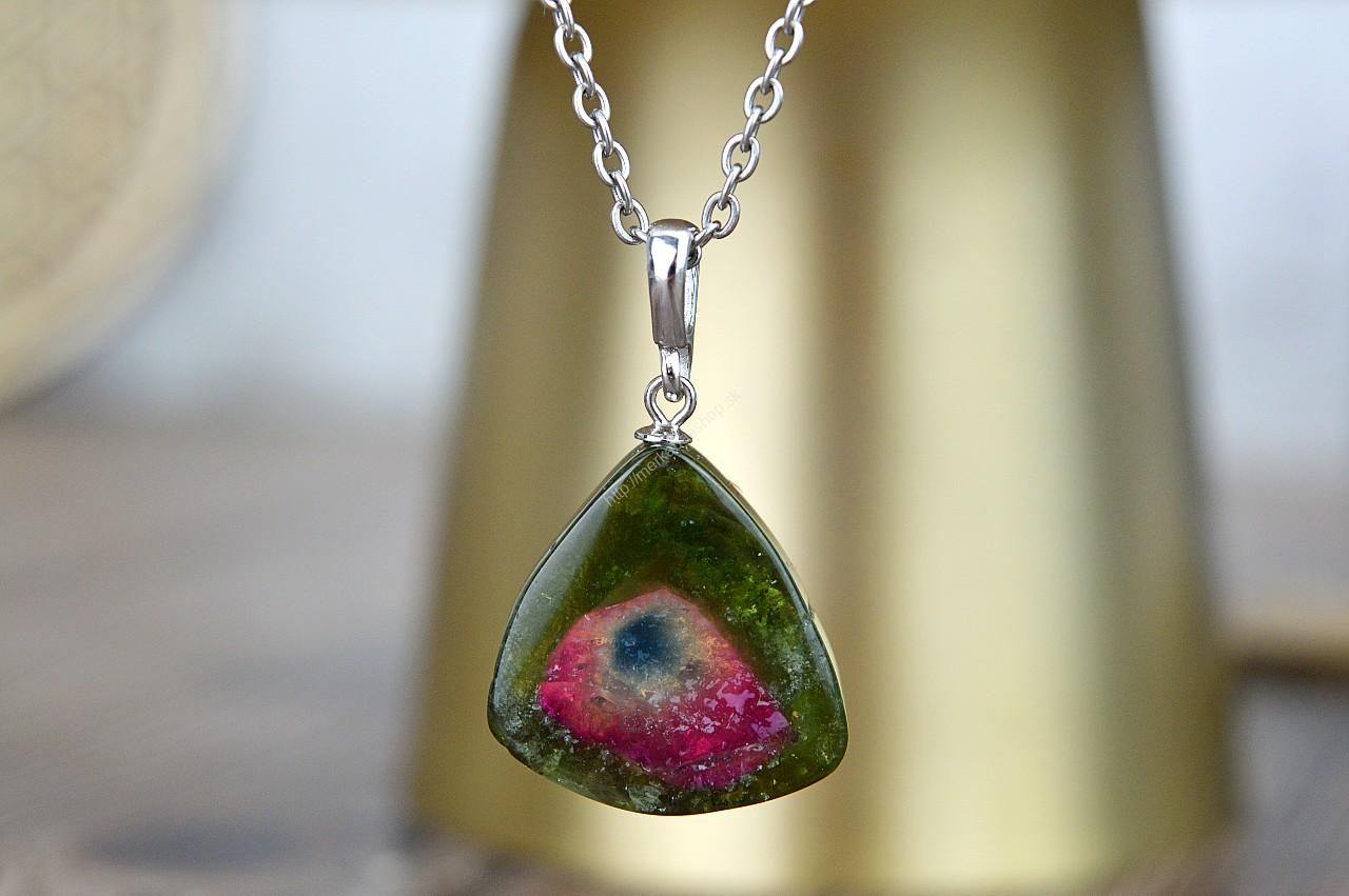 Strieborný Prívesok MELÓNOVÝ TURMALÍN #5 – Vnútorná rovnováha, Liečenie srdca, Radosť, Ochrana aury