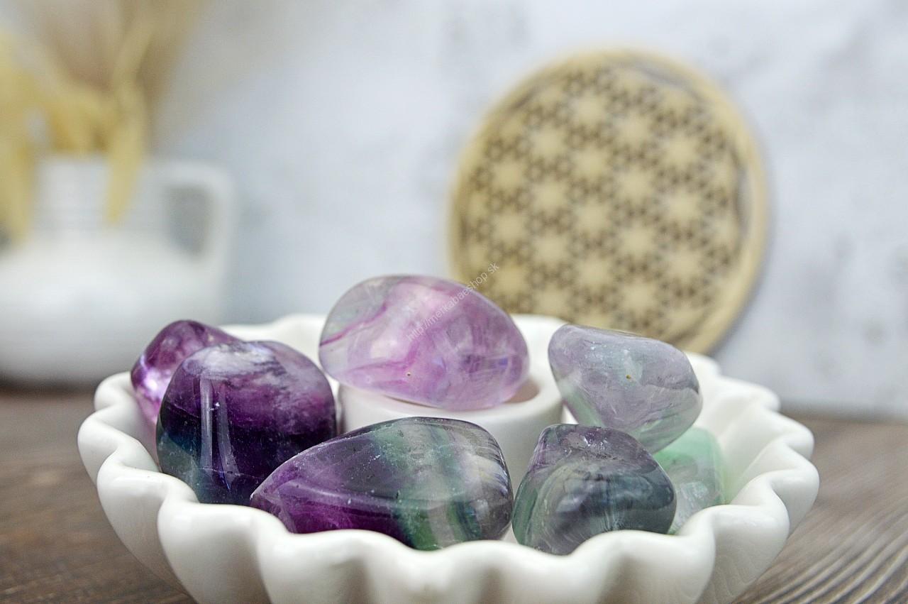 Kamienky FLUORIT DÚHOVÝ - Jasná myseľ, Sústredenie, Božskosť, Duchovný vývoj, Intuícia