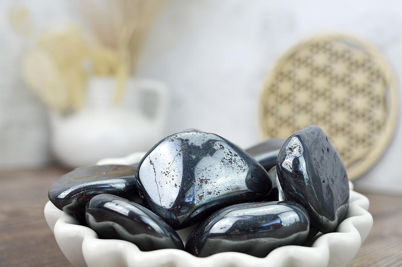 Kamienky HEMATIT – Ochrana, Energetický štít, Harmonizácia Jin Jang, Silné Uzemnenie, Tvorba Železa