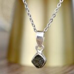 Prívesok Vltavín/Moldavit Diamant 3 Ag925/1000 Kameň nového Veku