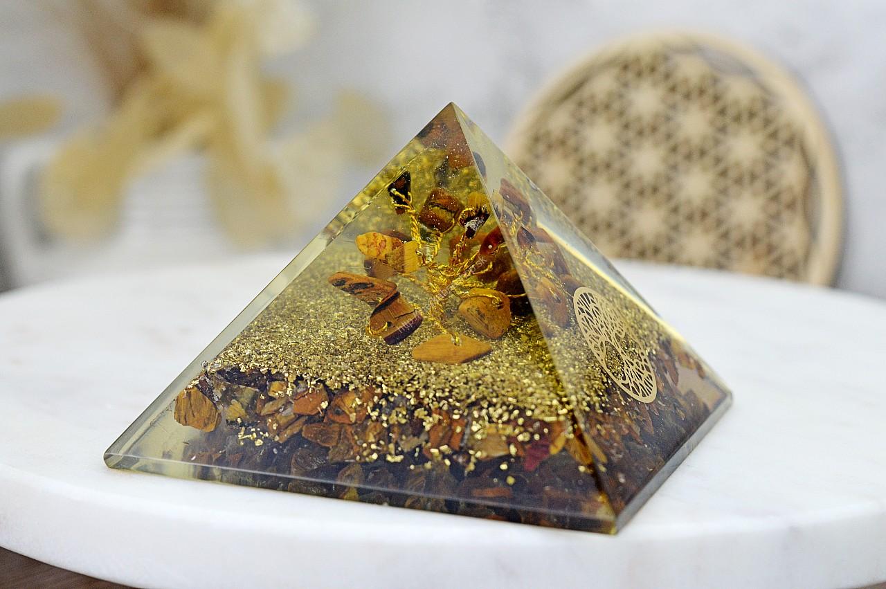 Orgonitová pyramída/ žiarič TIGRIE OKO a Strom Života