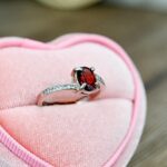 Strieborný prsteň GRANÁT briliant #2 - Životná Sila, Láska, Úľava od Depresií, Energetický Štít