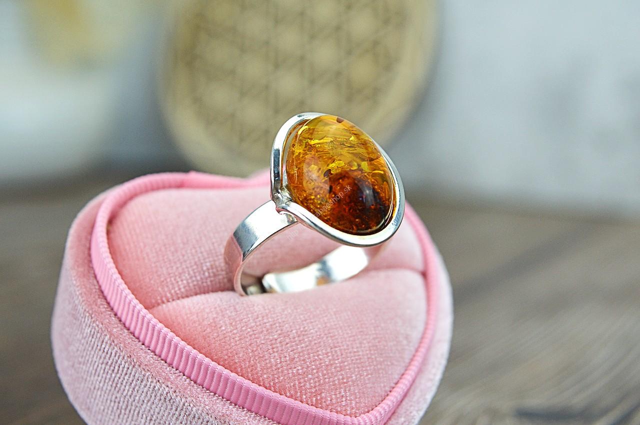 Strieborný prsteň JANTÁR #1 – Radosť, Očista, Liečenie, Hojnosť -EXTRA KVALITA-
