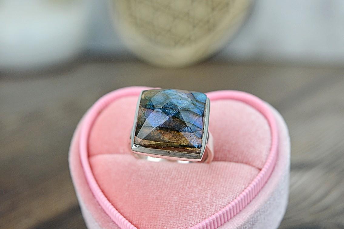 Prsteň Ag925/1000 LABRADORIT Fazetovaný #1 -Intuícia, Ochrana, Premena, Napredovanie, Prekonanie prekážok – Obrázok 3