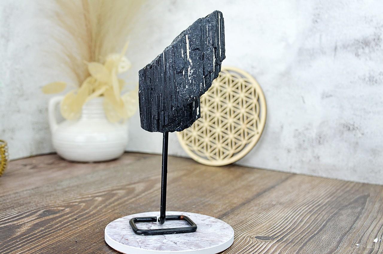 surový ČIERNY TURMALÍN/SKORYL #2 – Ochrana, Očista od toxickej energie, Zmierňuje stres a strach