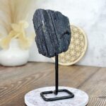 surový ČIERNY TURMALÍN/SKORYL #6 – Ochrana, Očista od toxickej energie, Zmierňuje stres a strach